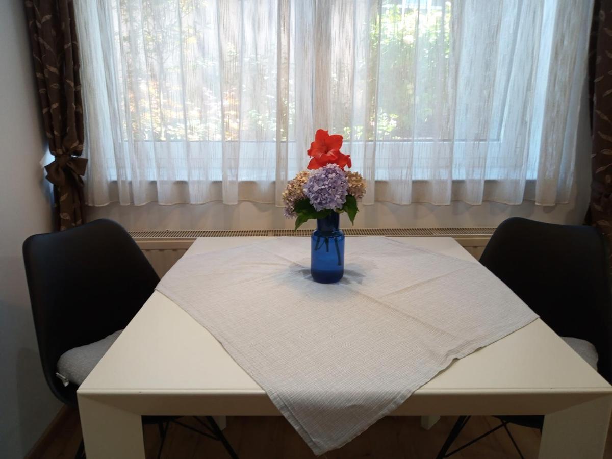 Oliva 4 Stars Apartment Загреб Екстериор снимка
